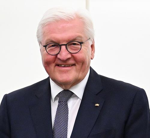 Президент ФРГ Франк-Вальтер Штайнмайер высказался за возврат в Германии всеобщей воинской повинности
