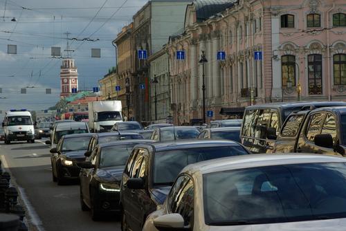 В Петербурге утвердили схему движения на время ремонта Невского проспекта