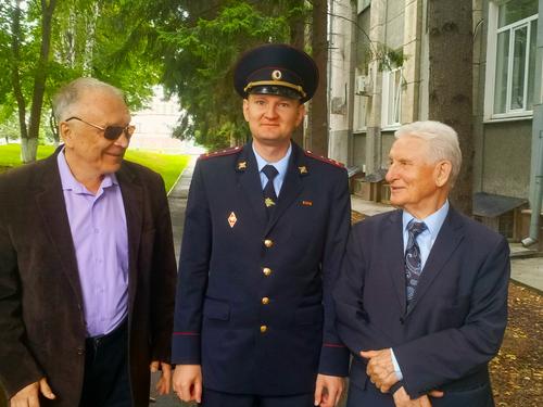Здравствуйте, вам угрожает страшная опасность…