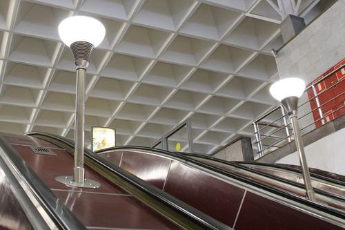 Метрополитен предупредил о временном закрытии входа на «Василеостровскую»