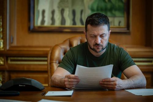 Конгрессвумен Луна: Зеленский согласится на территориальные уступки, как этого хочет Трамп