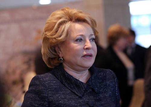 Матвиенко подчеркнула важность исторической правды о подвиге ленинградцев
