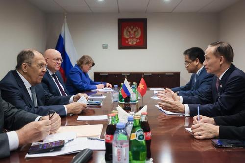 Лавров показал, что он доволен, как прошла встреча с госсекретарем США Рубио