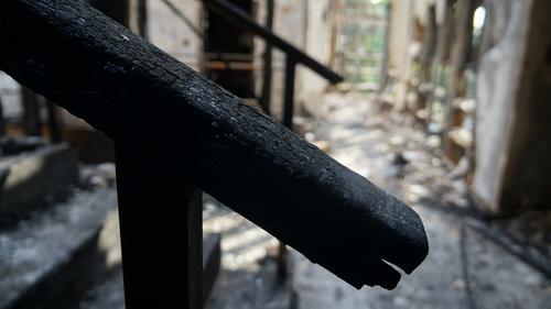 СК возбудил дело после гибели семьи при пожаре в Ленобласти