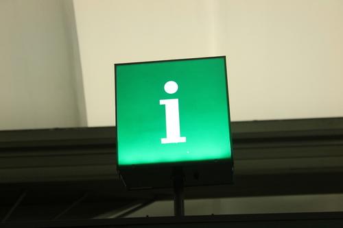 На Кировско-Выборгской линии метро поезда следуют с задержками