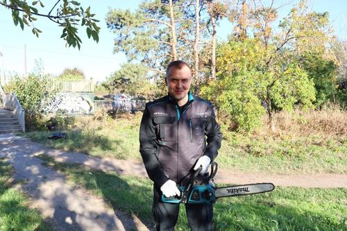 Сотрудники «КТТУ» участвовали в субботнике на Ростовском шоссе в Краснодаре