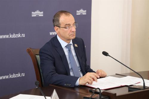 На планерке депутаты ЗСК обсудили вопрос бесплатной юридической помощи для жителей Кубани