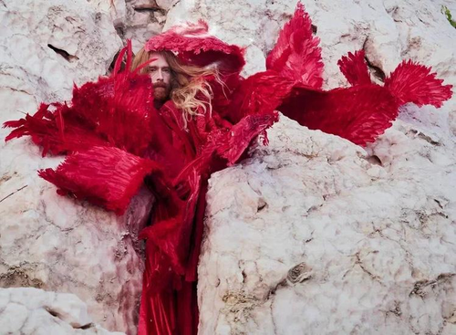 Дикий человечина и главный экспонат: Данила Поляков Дикий человечина и главный экспонат: Данила Поляков