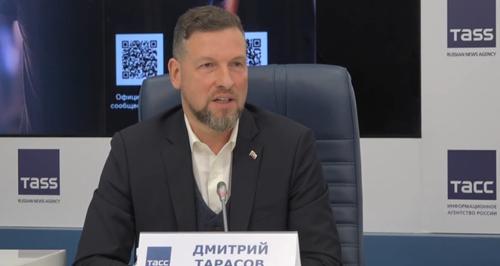 «Отцовство должно стать осознанной частью культурного кода» — Дмитрий Тарасов о значении семейных традиций и демографии