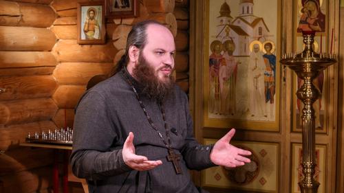 Не послушалась мужа — в тюрьму! Взгляд священнослужителя на аборты вызвал бурную реакцию в обществе Не послушалась мужа — в тюрьму! Взгляд священнослужителя на аборты вызвал бурную реакцию в обществе