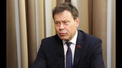 В Госдуме обвинили Минфин в «уничтожении» малого бизнеса из-за повышения НДС В Госдуме обвинили Минфин в «уничтожении» малого бизнеса из-за повышения НДС