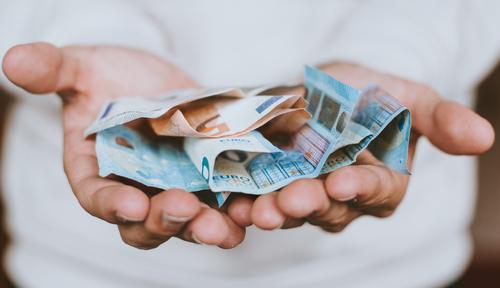 Политик Филиппо призвал прекратить помощь Украине после коррупционного скандала