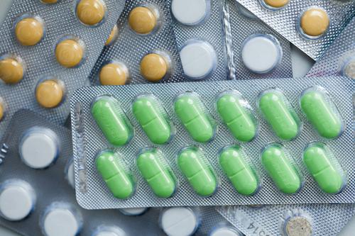 Жительница Ленобласти получила медикаменты после обращения в СК