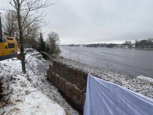 Следователи выясняют обстоятельства гибели строителя в Волхове