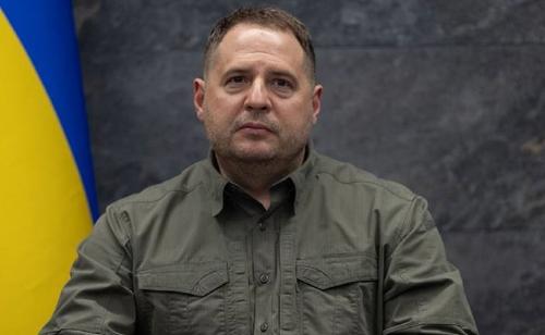 Депутат Рады Железняк заявил, что НАБУ и САП проводят обыски у Ермака