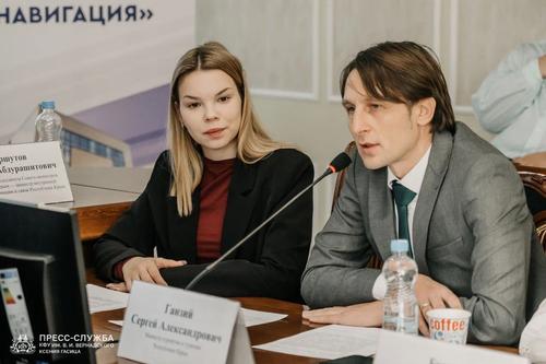 Министр туризма Крыма рассказал студентам, как шел по карьерной тропе