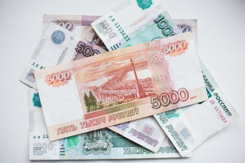 Суд взыскал с Первого канала 300 тысяч за незаконное использование песни «Мама»