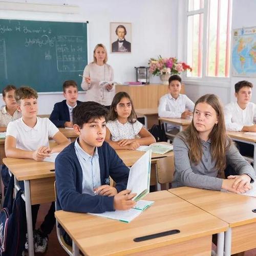 Русский язык стал обязательным в школах КНДР