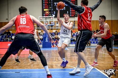 «Один дома» на паркете: «ЧБК» и «Металлург» проведут южноуральское дерби