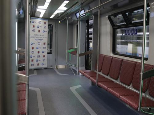 В Петербург к 2031 году планируют поставить 950 вагонов метро модели «Балтиец»