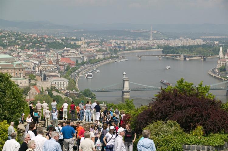 Самые недорогие города Европы на week-end