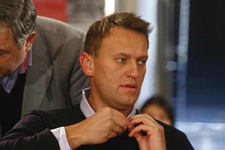 В кировском лесу с Навальным не вышло - из рукава вылез Ив Роше