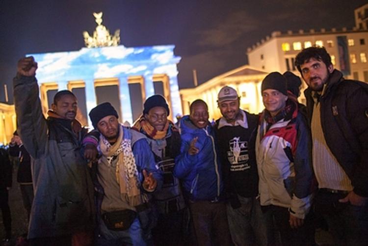 В Москве задержаны нелегальные мигранты с нелегальной водкой