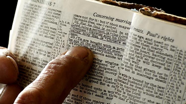 Удмурты смогут прочитать Библию на родном языке