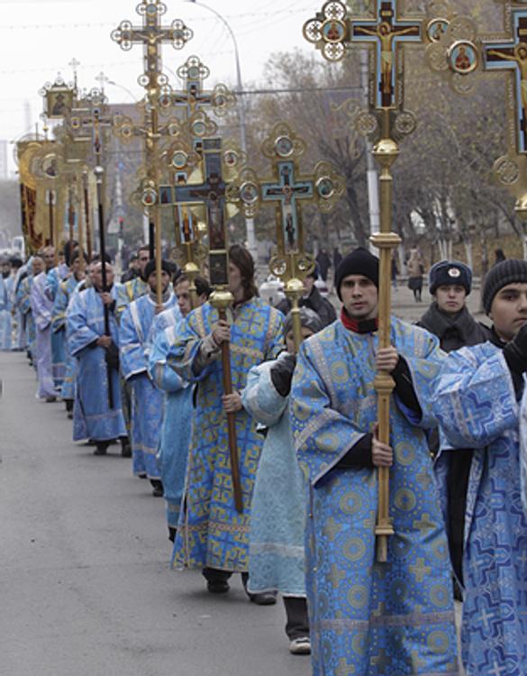 Очередное ноу-хау Мизулиной: Православная Конституция