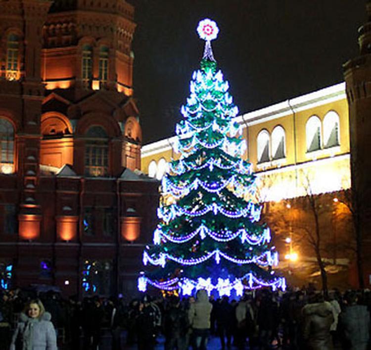 Столица России прихорашивается к Новому году