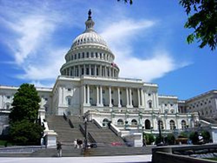 В сенат США внесена резолюция о санкциях в отношении украинских чиновников