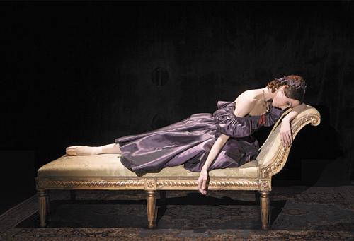 Великая «Дама с камелиями» пропишется в Большом