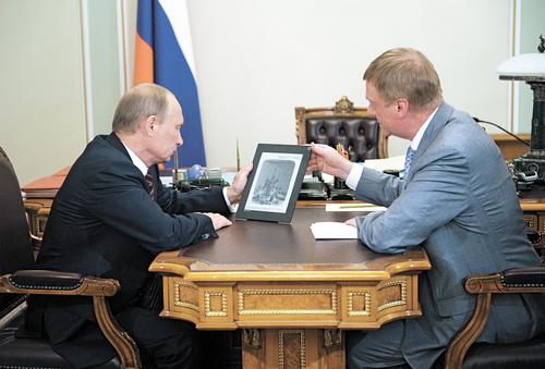 Зачем Путин терпит Чубайса?