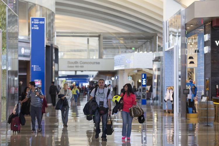 Европейские аэропорты несут убытки из-за россиян и украинцев