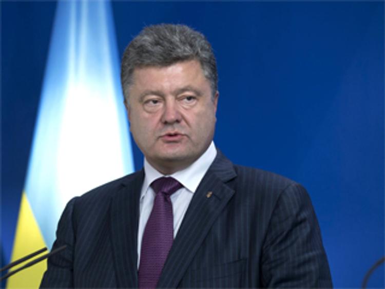 Порошенко утвердил план «освобождения» Донецка и Луганска