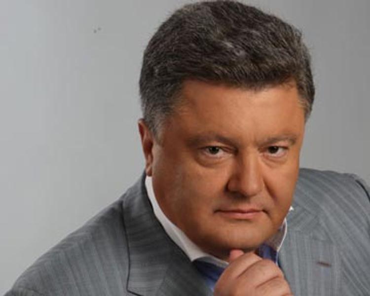 Порошенко, Меркель и Олланд обсудили ситуацию на Украине