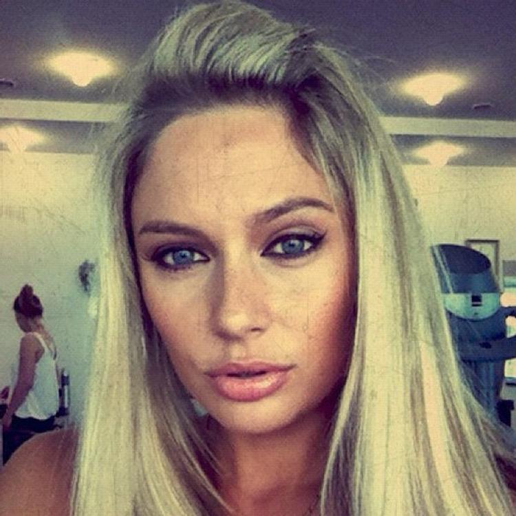 смотреть фото голых актрис россии
