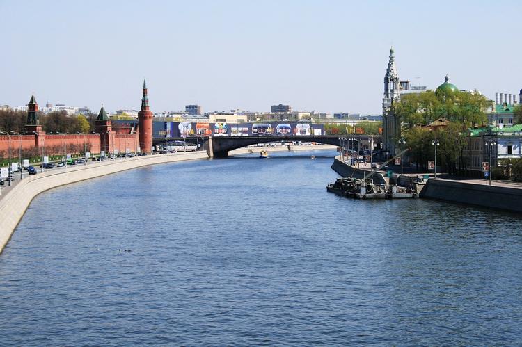 В Москве-реке найдено тело связанного мужчины со следами побоев