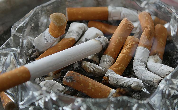 Табачным компаниям США разрешили лгать