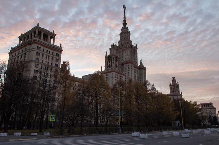 Московские абитуриенты поступят "с божьей помощью"