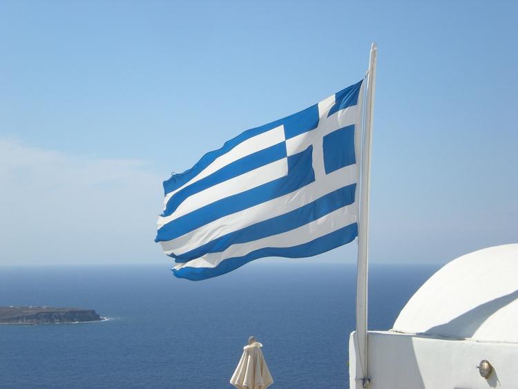 СМИ сообщают о выпуске в Греции квазивалюты