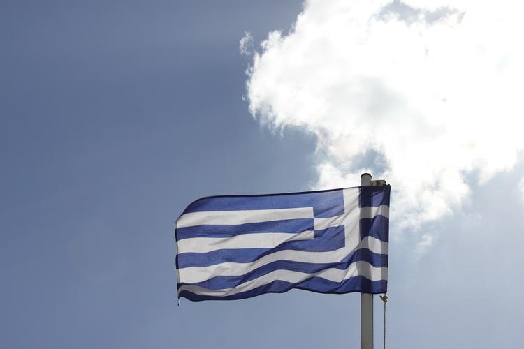 ЕК хочет избежать выхода Греции из еврозоны