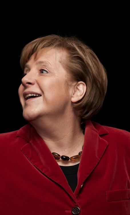 Партия Меркель побила все рекорды популярности