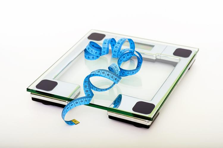 Осознание собственной полноты ведет к дальнейшему набору веса, говорят диетологи