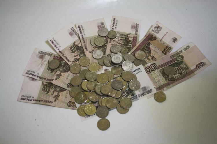 Россияне считают, что рубль - это самая надежная валюта