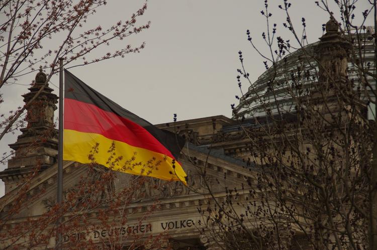 Число мигрантов превышает возможности Германии, признались в Минфине Баварии