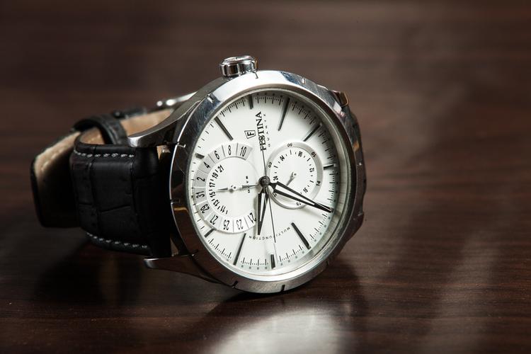 У главы Республики Коми обнаружена коллекция часов на миллионы долларов