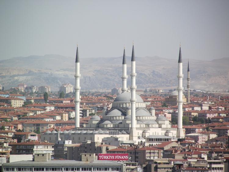 Количество погибших в ходе теракта в Анкаре существенно выросло