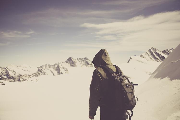 Петербургские альпинисты первыми в мире покорили гору Тулаги в Непале