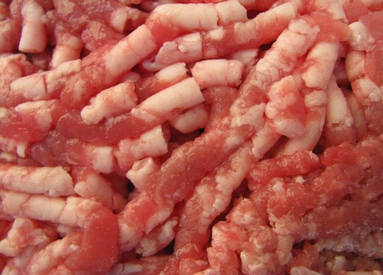 Россельхознадзор нашел в говяжьем фарше крупных магазинов куриную и свиную ДНК